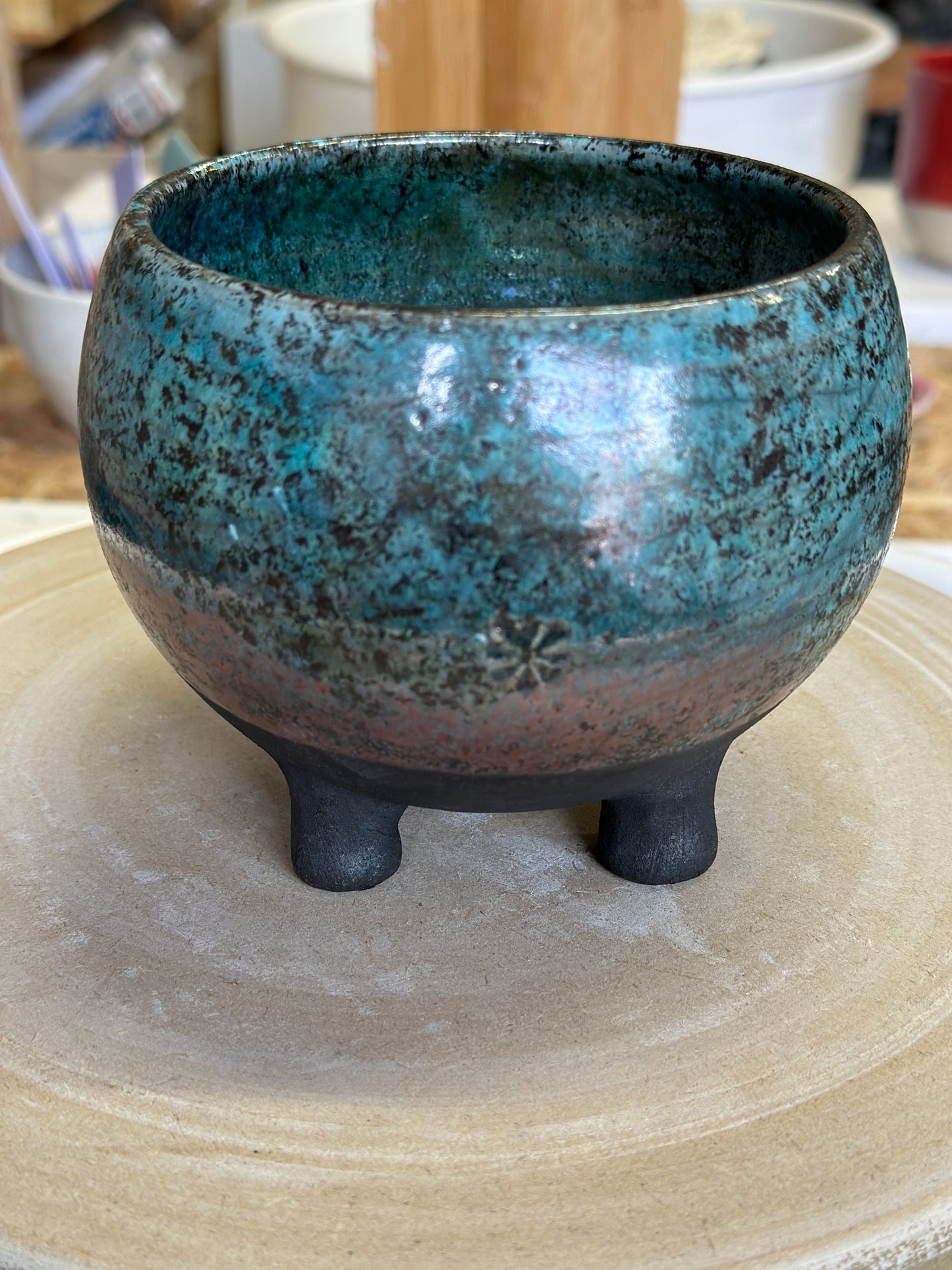 Lav rakuskål på ben