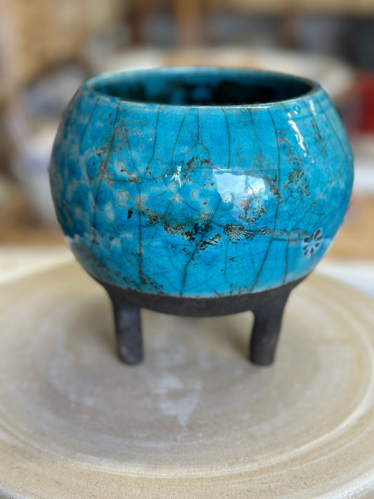 Stor rakuskål på ben